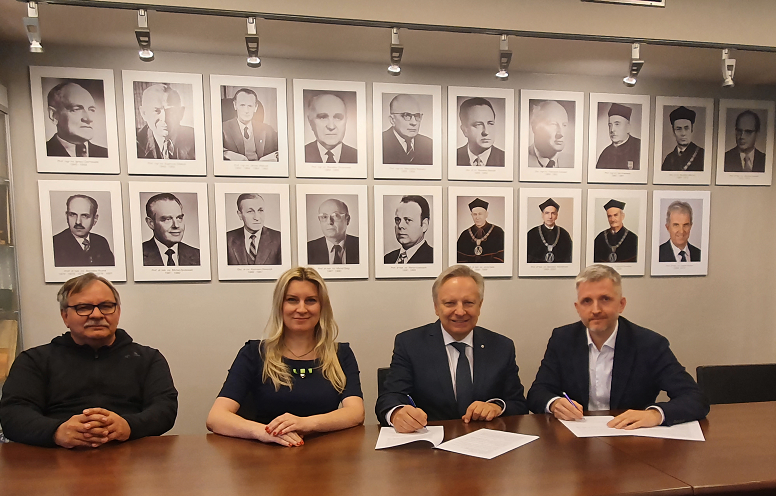 Wydział Mechaniczny zrealizuje wspólne projekty z firmą Glaze Prosthetics