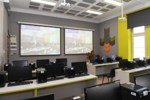 Otwarcie zmodernizowanego laboratorium na Wydziale Inżynierii Lądowej 