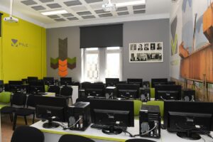 Otwarcie zmodernizowanego laboratorium na Wydziale Inżynierii Lądowej 