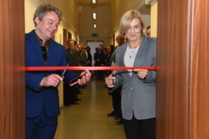 Otwarcie zmodernizowanego laboratorium na Wydziale Inżynierii Lądowej 