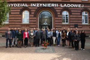 Otwarcie zmodernizowanego laboratorium na Wydziale Inżynierii Lądowej 