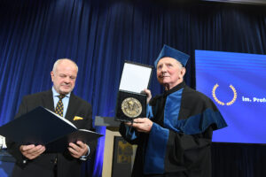 dr Zbigniew Engle i prof. Kazimierz Flaga