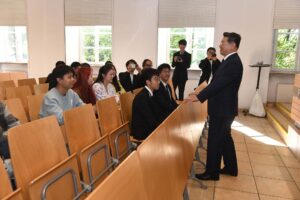 Spotkanie chińskiej delegacji ze studentami z Chin na Wydziale Architektury