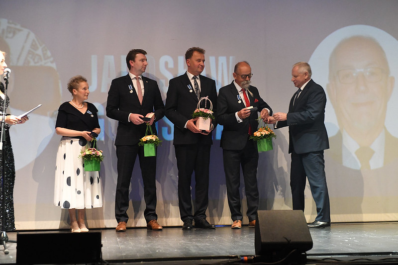 Odznaka Honoris Gratia i statuetki Małopolski Inżynier Budownictwa dla inżynierów związanych z PK