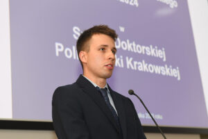 Maciej Pilch przemawia
