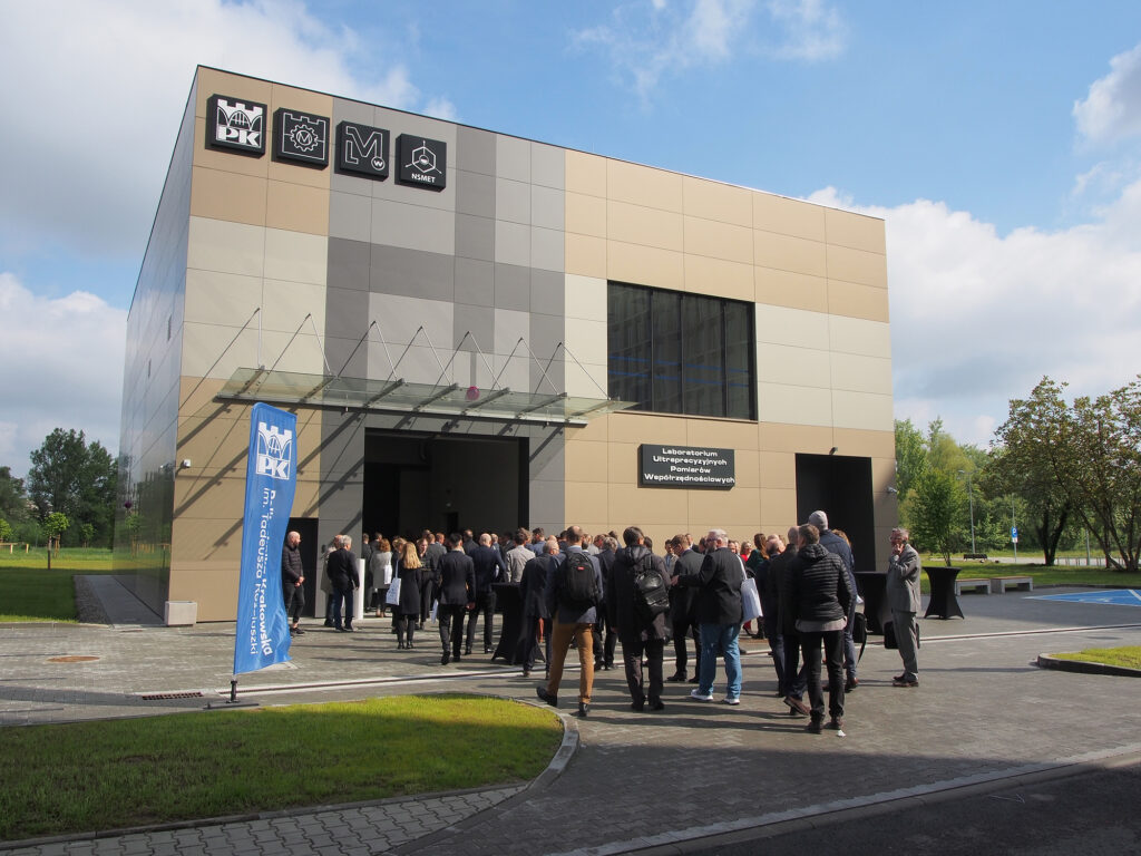 Lab Ultraprecyzyjnych Pomiarow Wspolrzednosciowych PK5